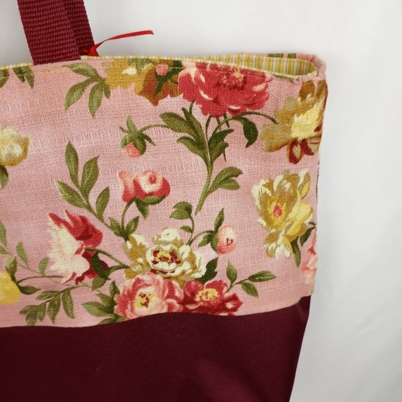 Carolee NYC Floral Tote Bag - Picture 5 of 16